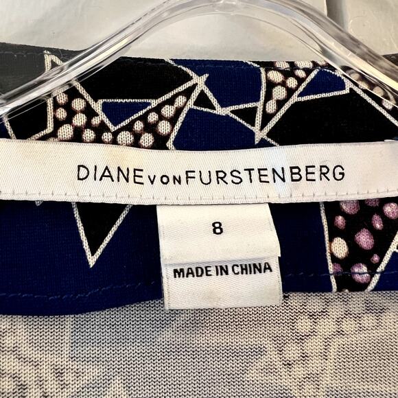 DVF Diane von Furstenberg Irina Silk Wrap Dress Blue Star Print size 8 - Picture 5 of 10